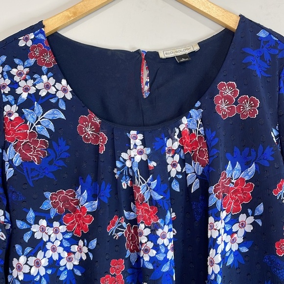 Blousology Floral Swiss Dot 3/4 Tie Sleeve Blouse
Navy Blue Box Pleat Neckline L - Picture 4 of 14